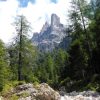 Blick von der Malga Sora Ronz in die Berge 
