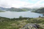 Blick über den Øterensee zum Hardangerjøkulen
