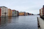 Blick ber den Fluss Nidelva zur Gamle Bybroen
