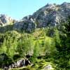 Wasserfall am Wegesrand
